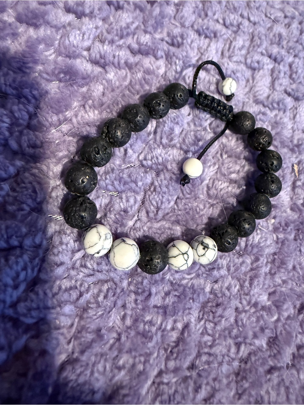 Black Lava & White Howlite Beaded Bracelet